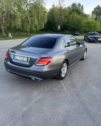 samochody osobowe Mercedes-Benz Klasa E cena 82999 przebieg: 363000, rok produkcji 2018 z Rzeszów